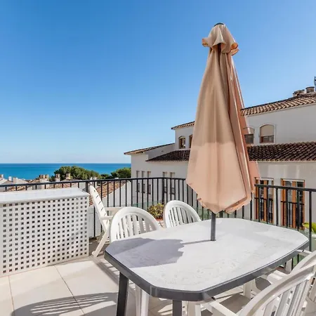 Apartamento Buraux , Con Vistas Al Mar & Parking En El Corazon Del Casco Viejo De